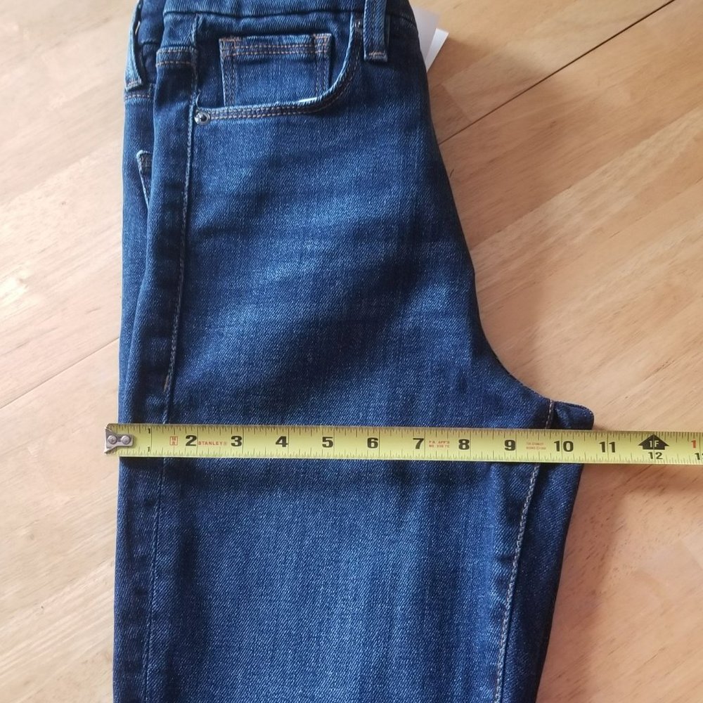 Good American Good Waist Chewed Back Pockets Jeans - Picture 13 of 16